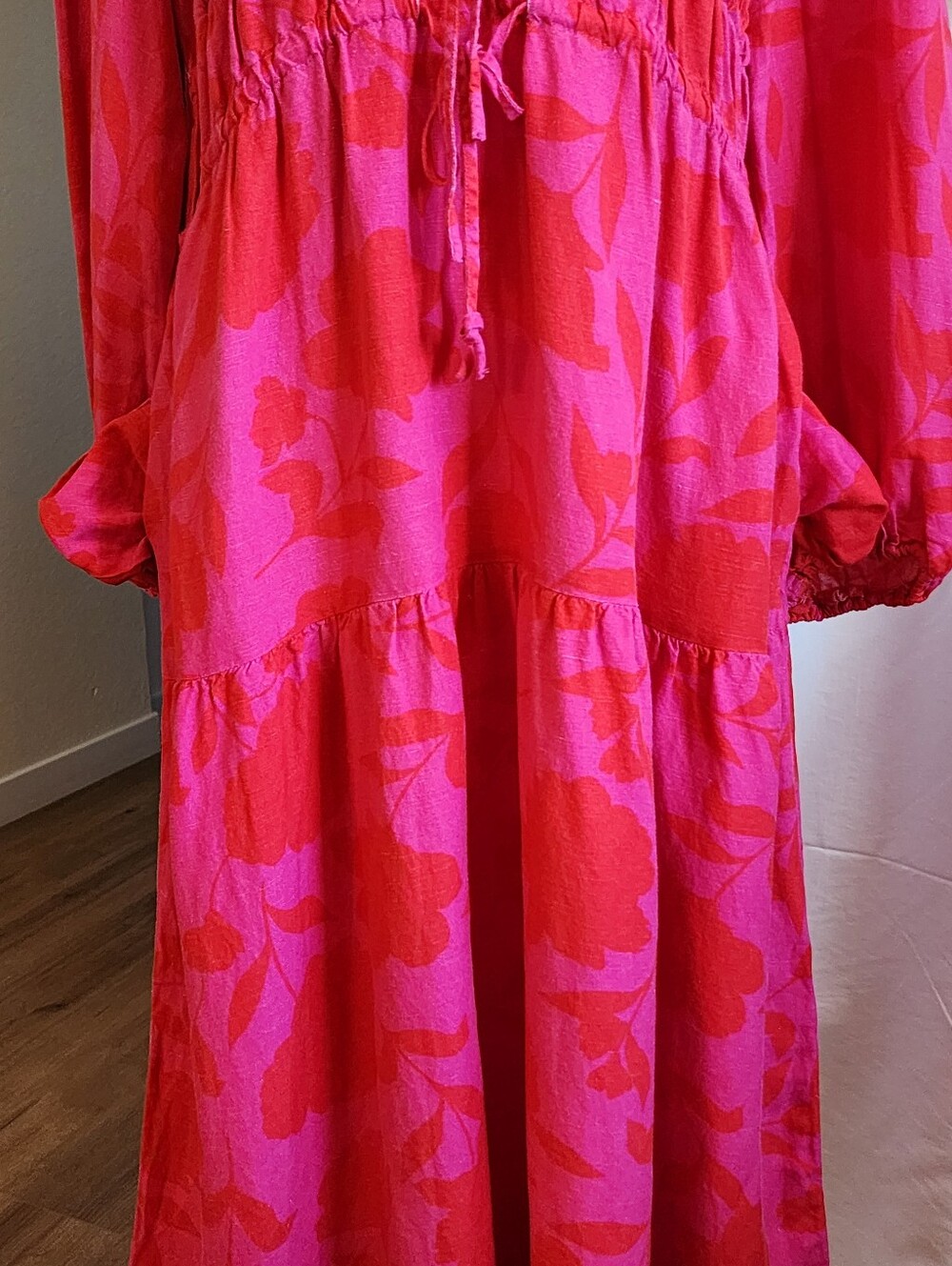 Kate Spade Pink/Red Floral Linen Gathered Dress, Front Ties, Pockets, 3/4 Sleeve - Picture 9 of 14